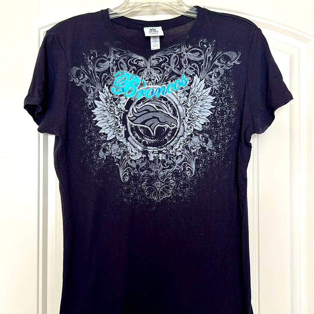 Women’s Denver Broncos fan T-shirt